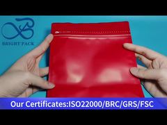 bolsa de pie roja con fondo plano