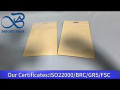 pequeña bolsa kraft sellada por tres lados