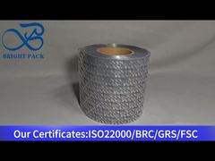 película en rollo transparente con la letra M