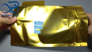 bolsa dorada con cremallera a prueba de niños