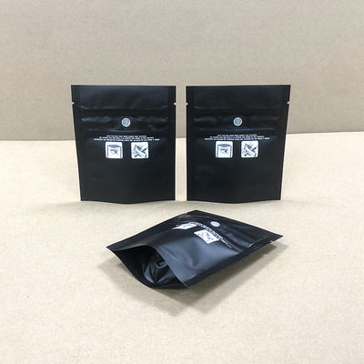 1g Bolsa negra de tamaño pequeño resistente a los niños con cerradura con cremallera de plástico autoportante