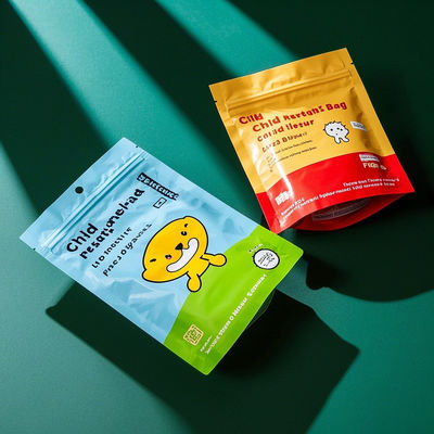 Bolsa de cremallera resistente a los niños Embalaje compuesto de plástico de uso pesado Tamaños personalizados y diseño a prueba de alteraciones